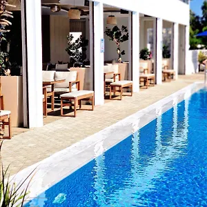 https://sveltos-hotel.protaras-cy-hotels.com